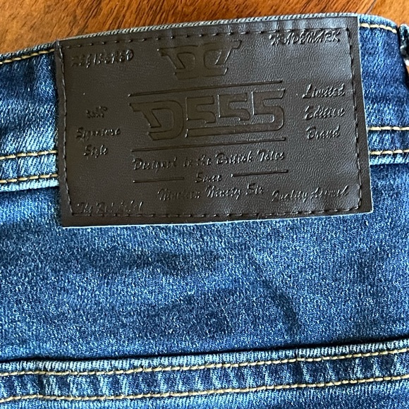 Tapered Blue Straight Leg Jeans with Classic Indigo Wash 44S - Picture 6 of 11